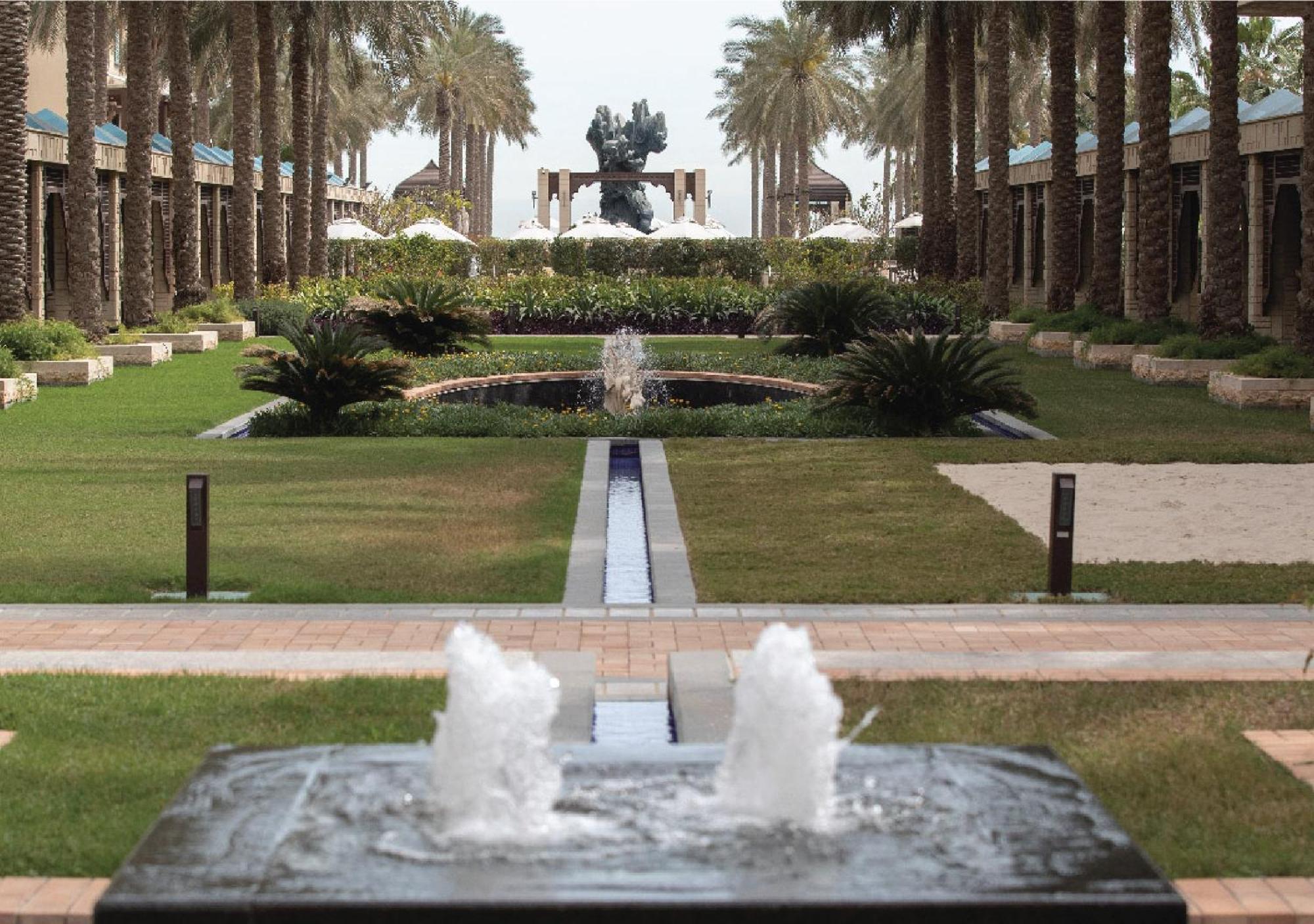 Jumeirah Messilah Beach Kuwait Kuwait City Luaran gambar Fountains at the resort